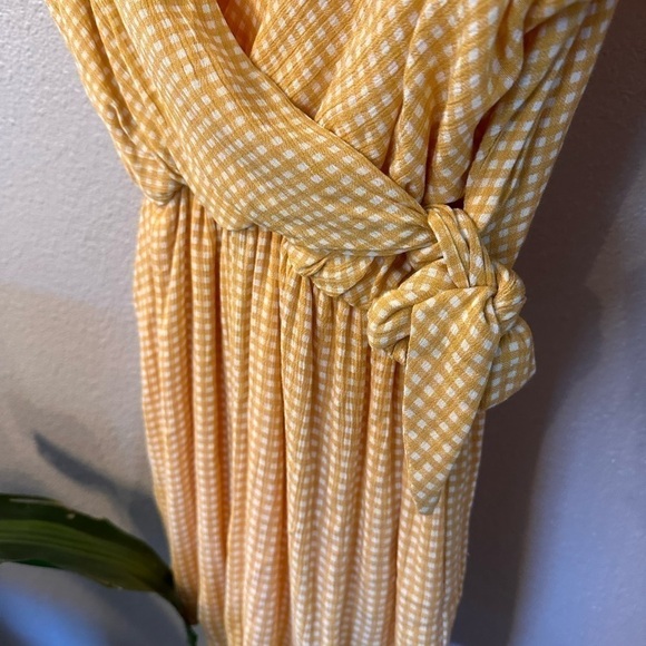 Everly Yellow Polka Dot shorts romper - Picture 2 of 7